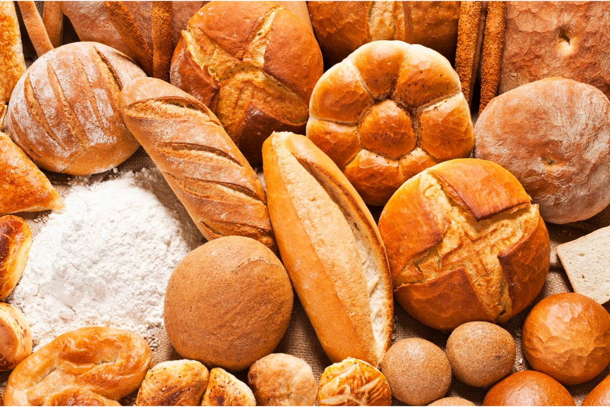 A melhor forma para deixar o pão fresco todos os dias; conheça o truque