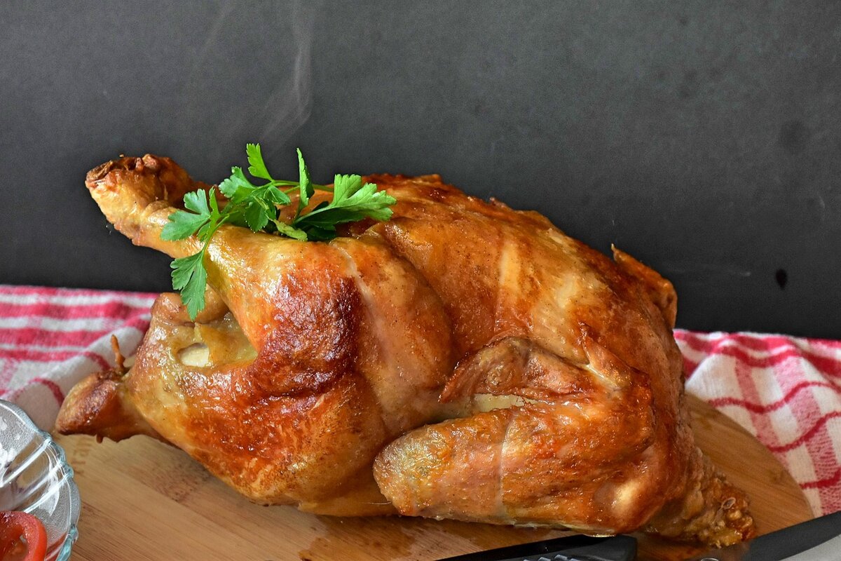 Frango assado fácil: veja como preparar um frango suculento e saboroso na sua casa; confira - Imagem: Pixabay