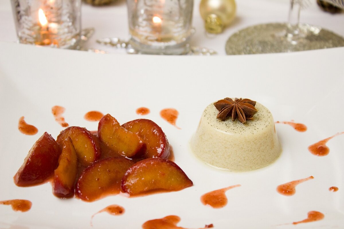 Manjar de coco com ameixa: essa é a receita que faltava para suas festas de final de ano; confira - Imagem: Pixabay