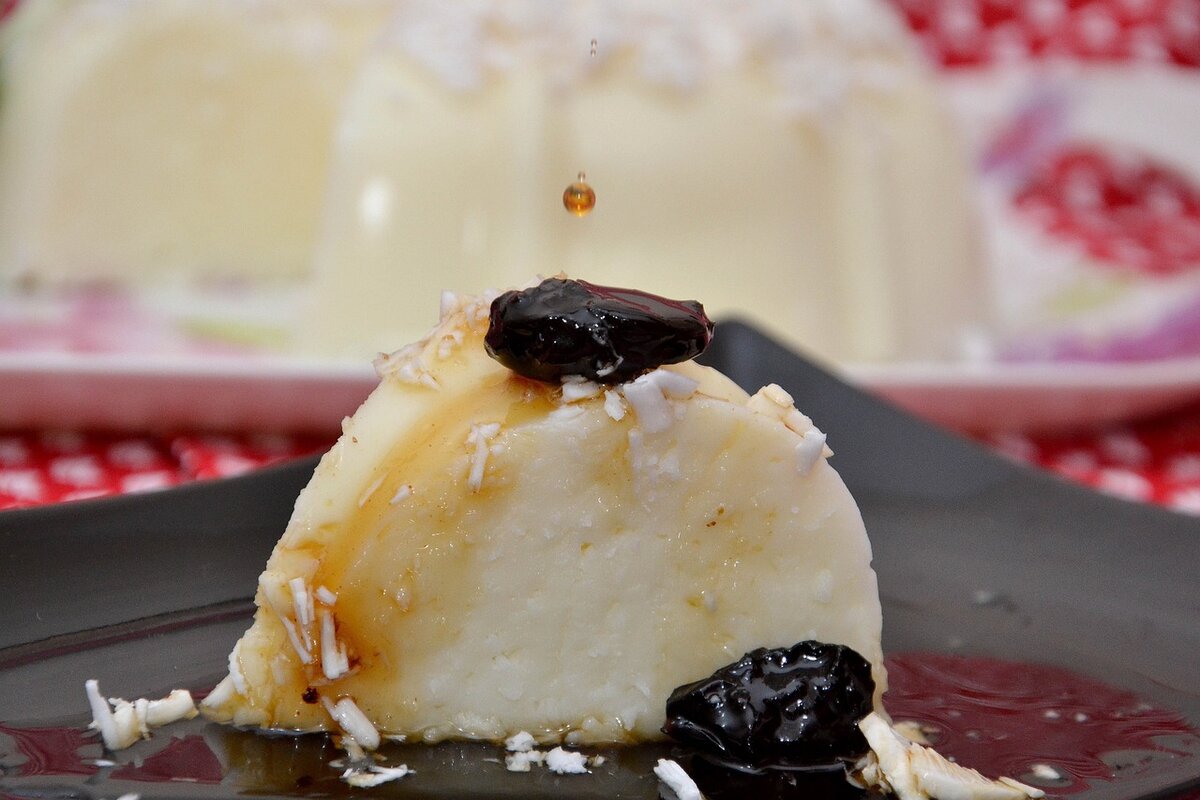 Manjar de coco com ameixa: essa é a receita que faltava para suas festas de final de ano; confira - Imagem: Pixabay
