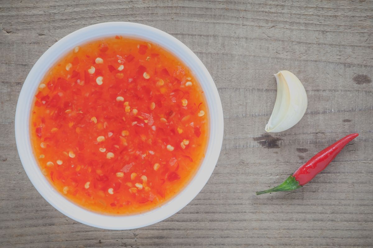 Faça o melhor molho de pimenta malagueta caseiro: fácil, rápido e pra lá de saboroso - Reprodução Canva