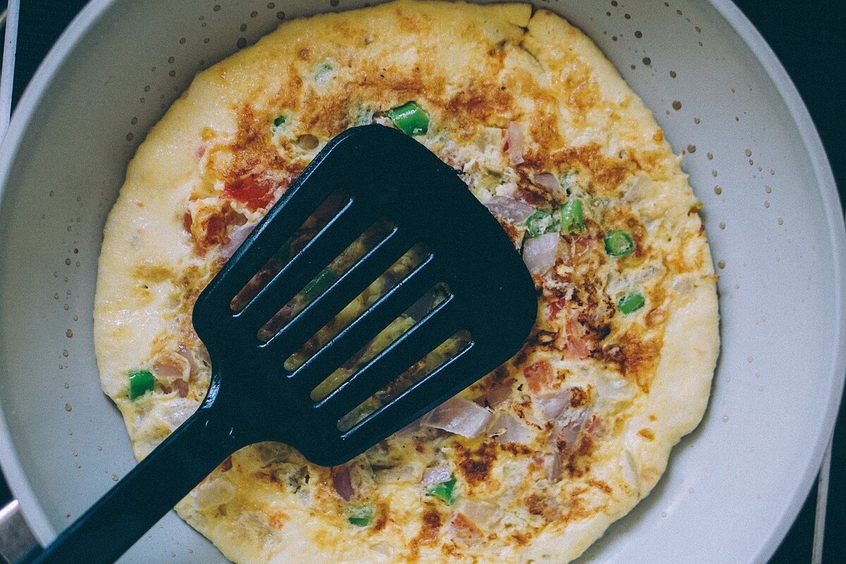 Omelete recheada com queijo: uma receita fácil para saciar a fome nos dias corridos; confira - Imagem: Pixabay