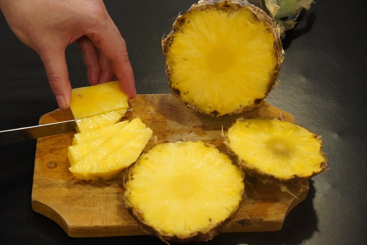 Sobremesa fácil de abacaxi: deliciosa, econômica e muito rápido de preparar; confira - Imagem: Pixabay