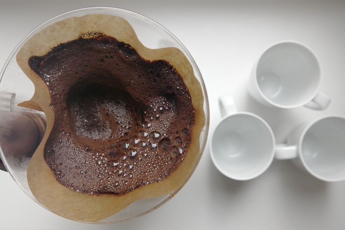 Borra de café; se surpreenda com essas dicas incríveis para reaproveitar o material. Foto: Pixabay