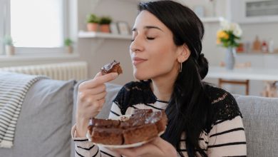 Sabores surpreendentes: descubra o segredo de um bolo de chocolate com calda perfeito na Airfryer