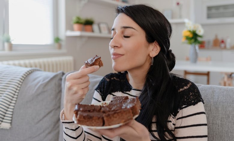 Sabores surpreendentes: descubra o segredo de um bolo de chocolate com calda perfeito na Airfryer